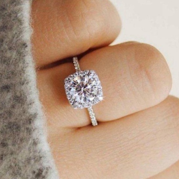 Jewelry - NEW 925 STERLING SILVER CZ ENGAGEMENT RING